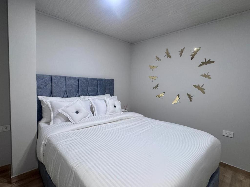 Double Room with Balcony room - Image 1