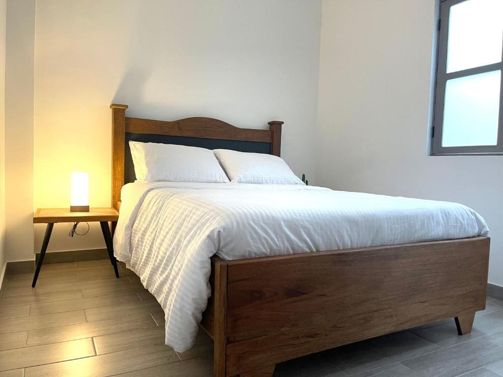 Standard Queen Room room - Image 1