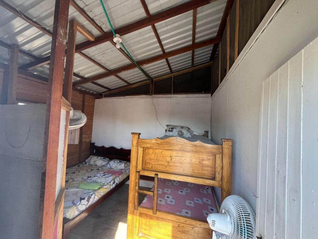 Family Room with Private Bathroom room - Image 1