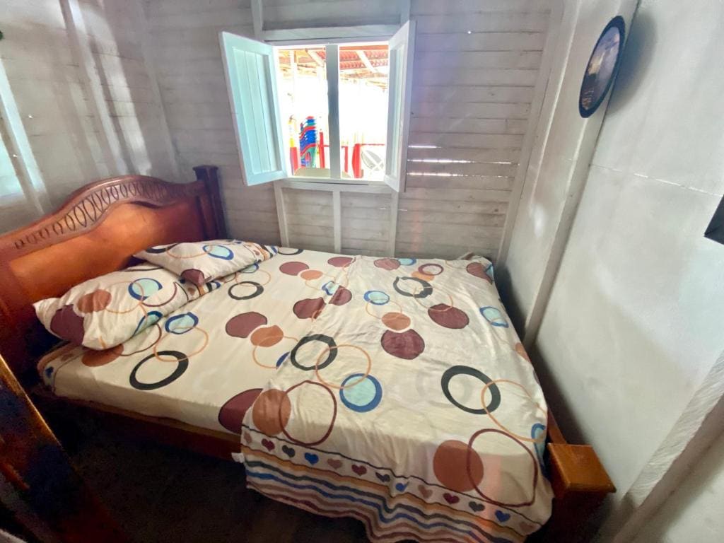 Family Room room - Image 2