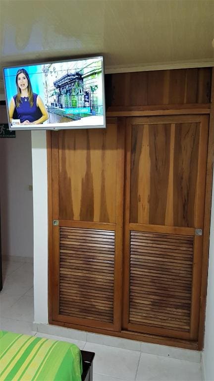Double Room with Private Bathroom room - Image 2