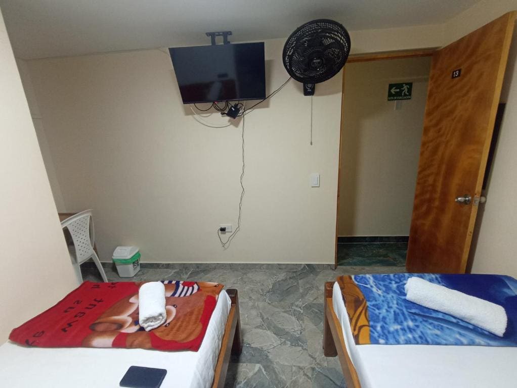 Twin Room room - Image 2