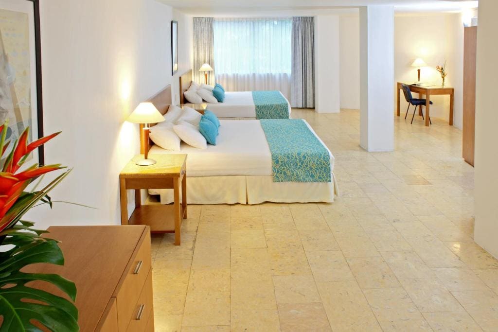 Standard Twin Room room - Image 1