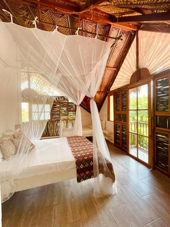 Family Room with Garden View room - Image 2