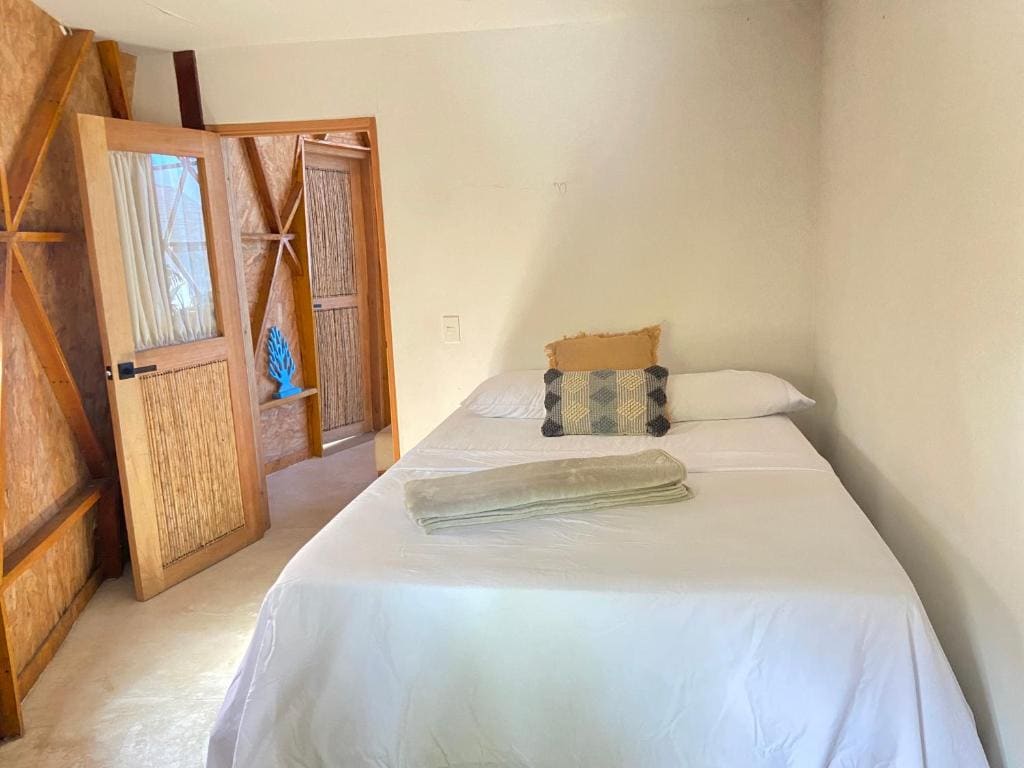 Four-Bedroom Holiday Home room - Image 2