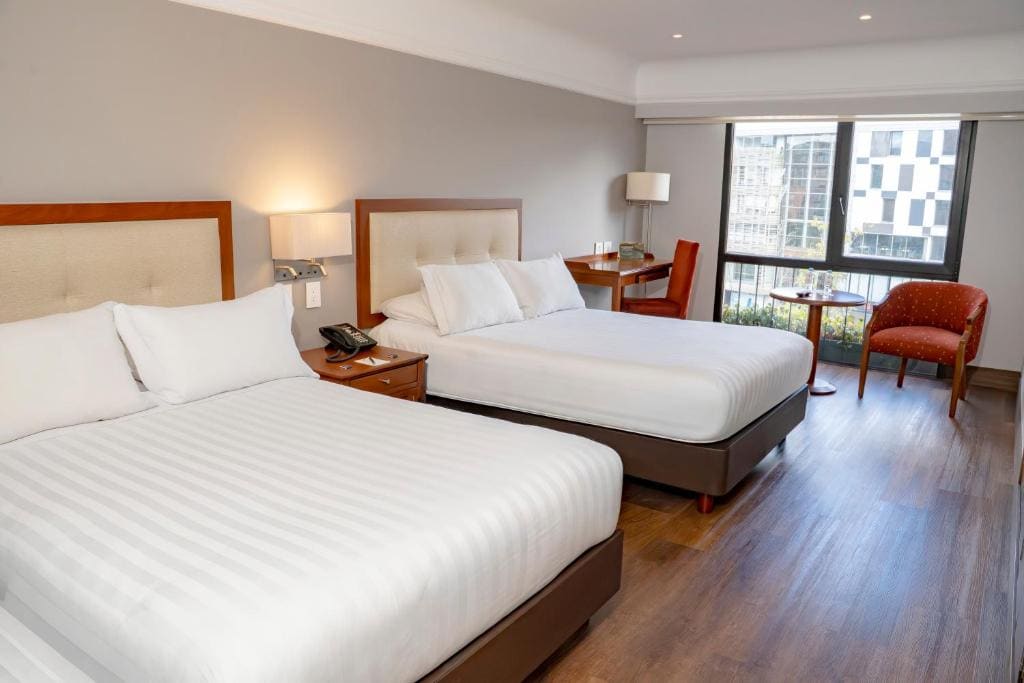 Superior Twin Room room - Image 1