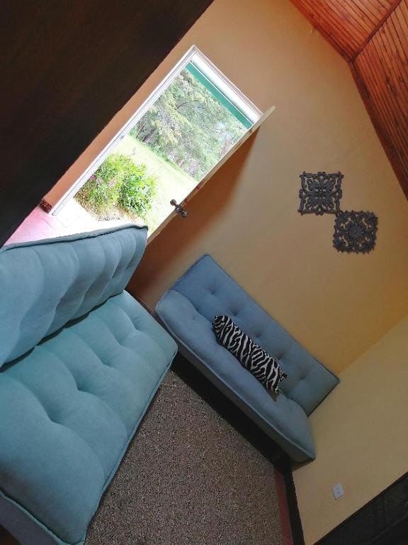 Superior Triple Room room - Image 1