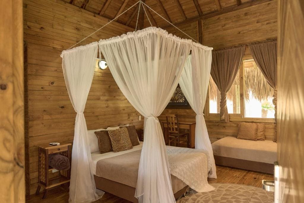 Superior Chalet room - Image 2