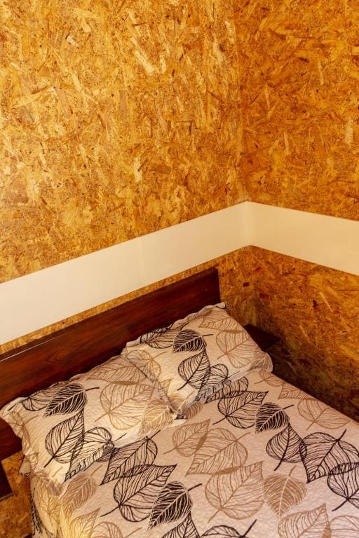 Three-Bedroom Bungalow room - Image 1