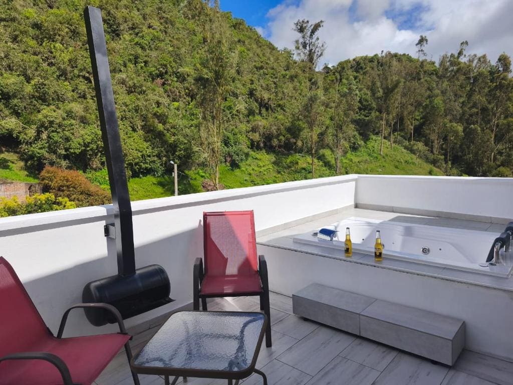 King Room with Mountain View room - Image 2