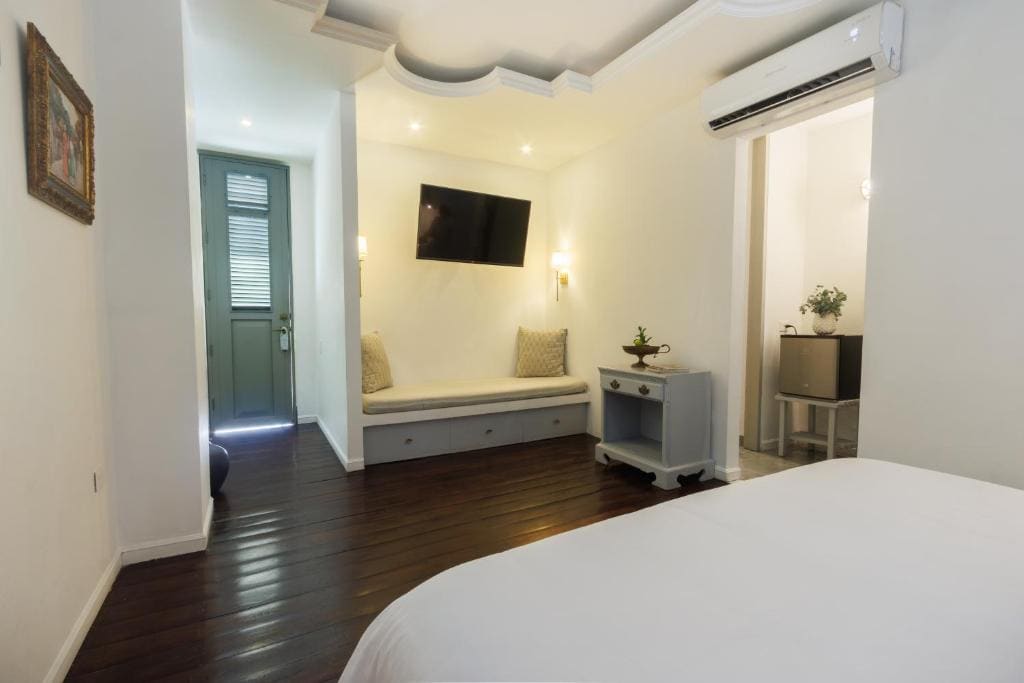 Superior Queen Room room - Image 3