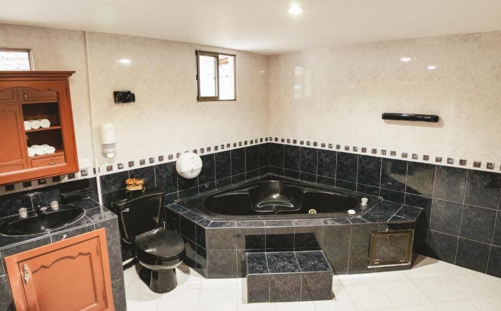 Deluxe Triple Room room - Image 1