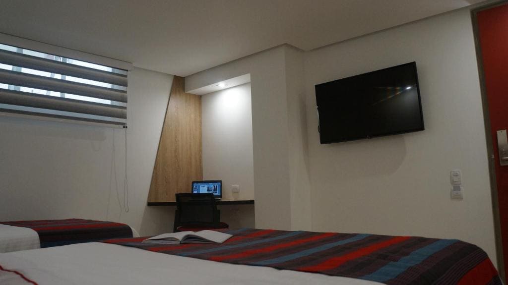 Standard Double or Twin Room room - Image 3