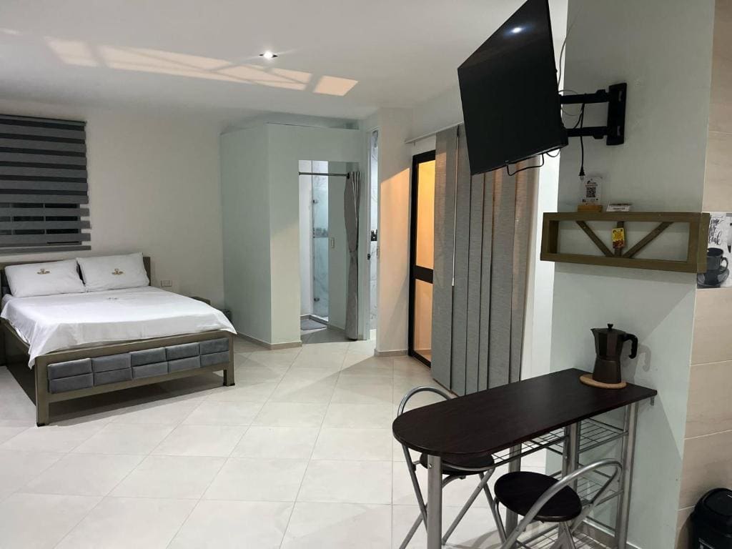 Apartment room - Image 2