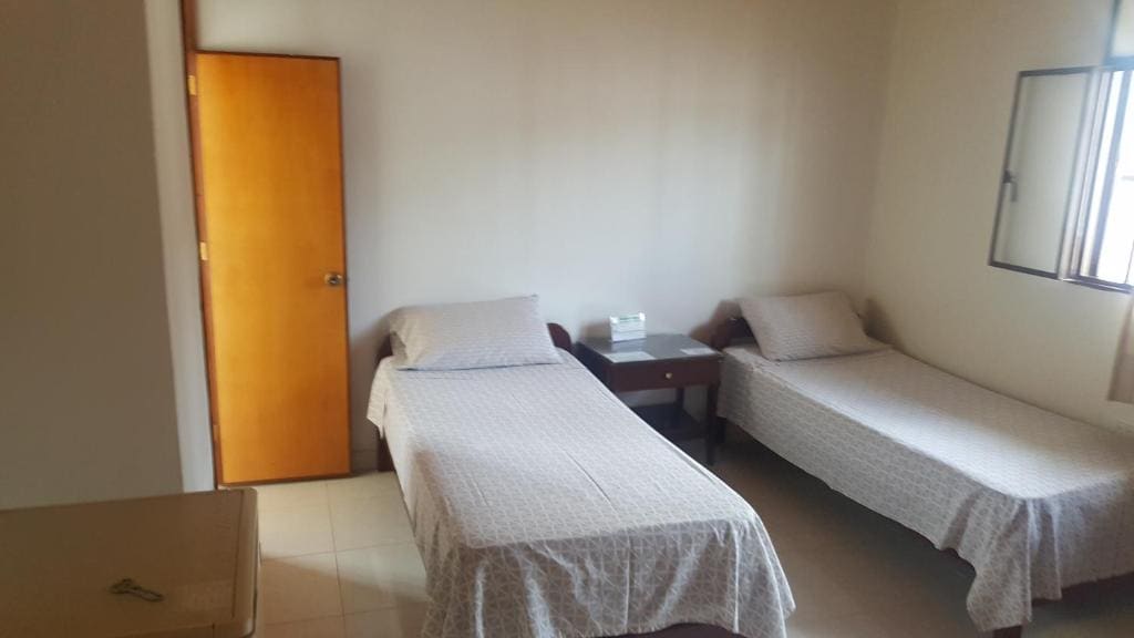 Twin Room room - Image 3