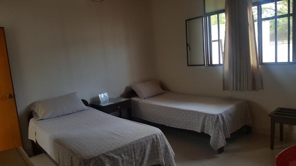 Twin Room room - Image 2