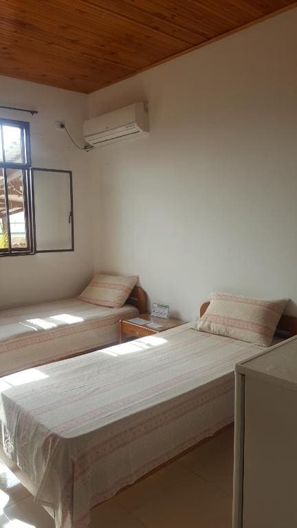 Twin Room room - Image 1