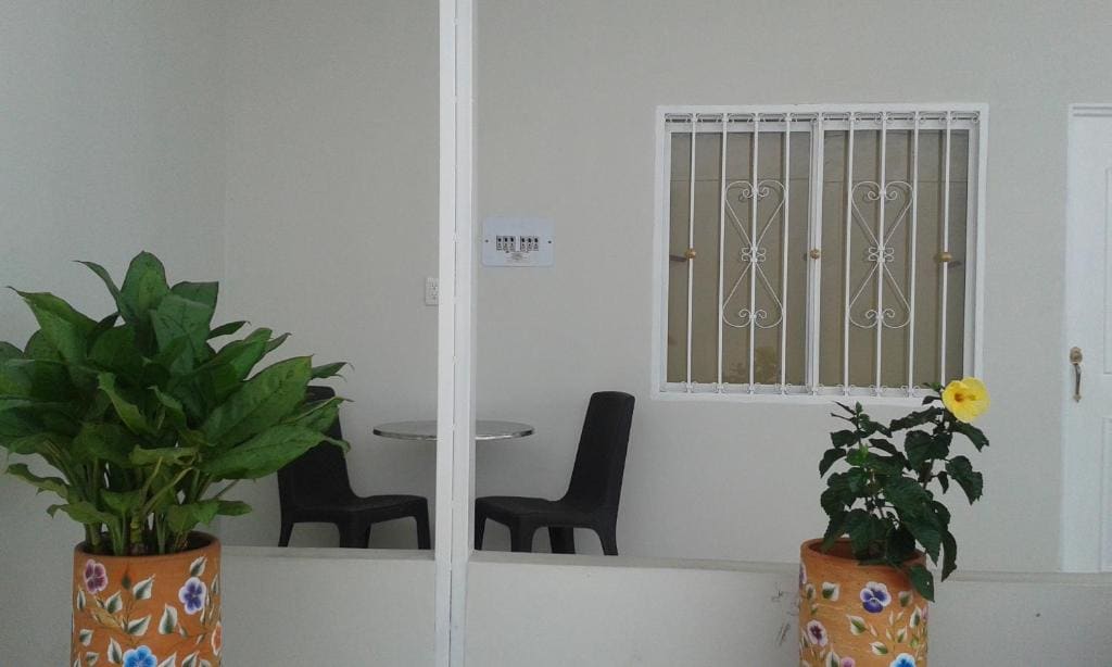 Standard Quadruple Room room - Image 2