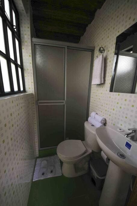 One-Bedroom House room - Image 2