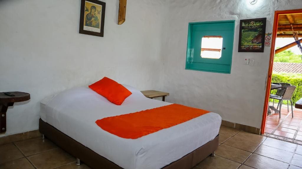 Deluxe Double Room with Bath room - Image 2