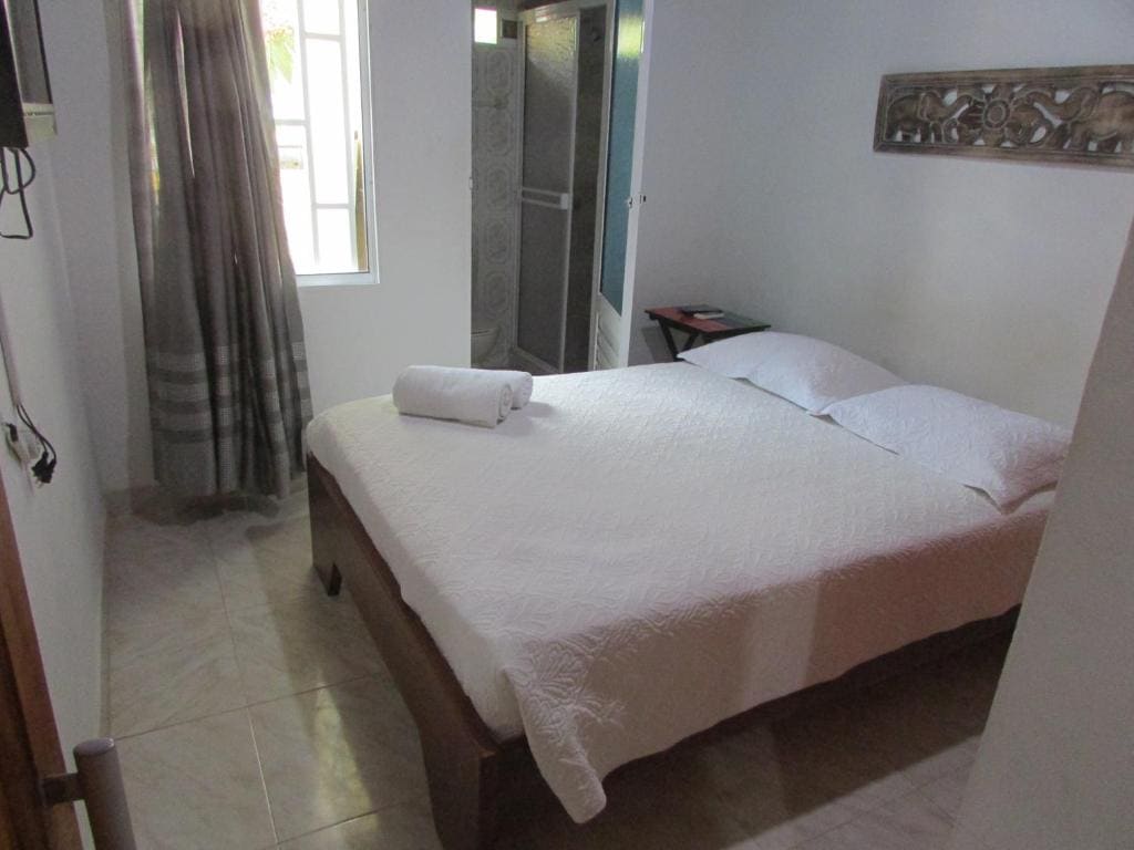Double Room with Private Bathroom room - Image 2
