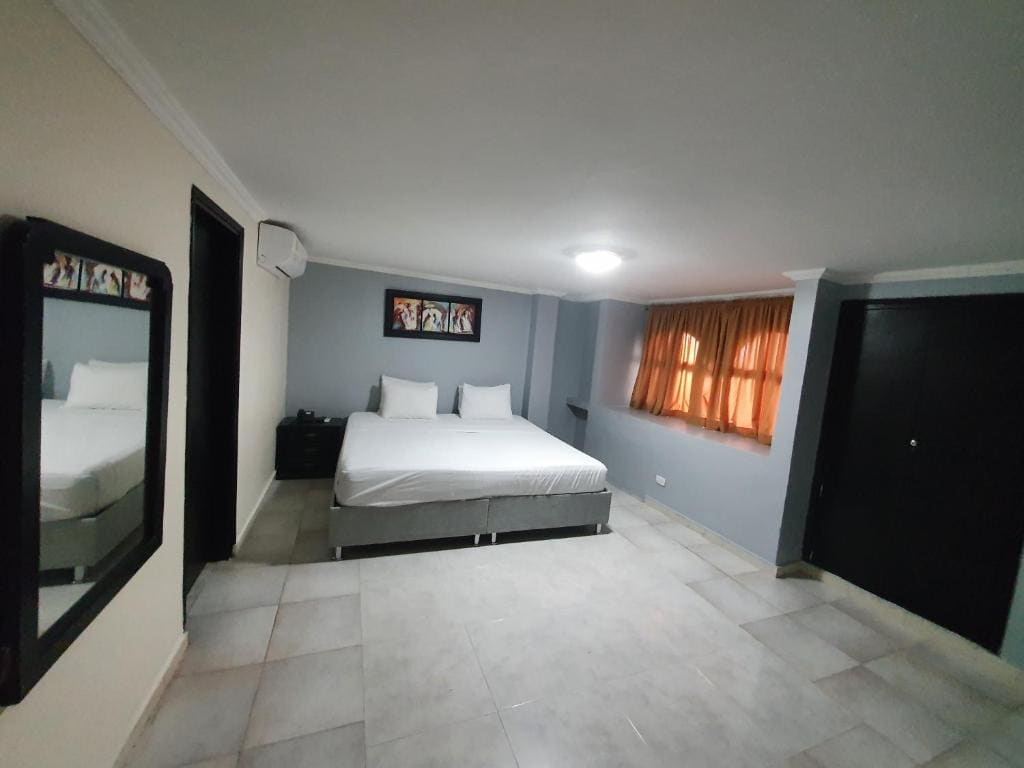 Standard Double Room room - Image 3