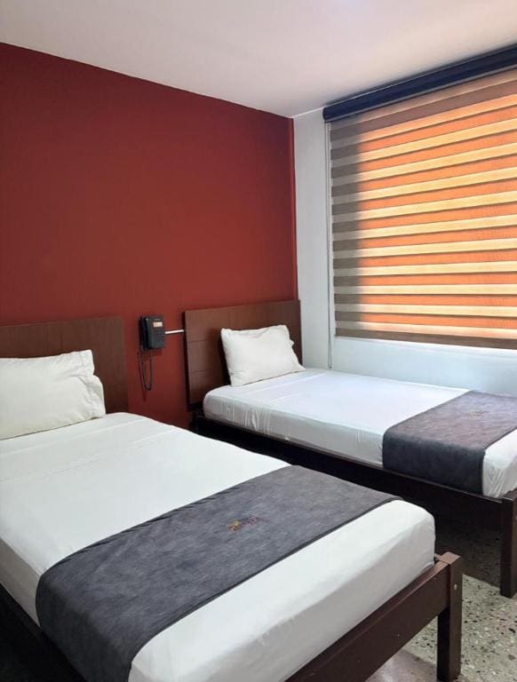 Twin Room room - Image 2