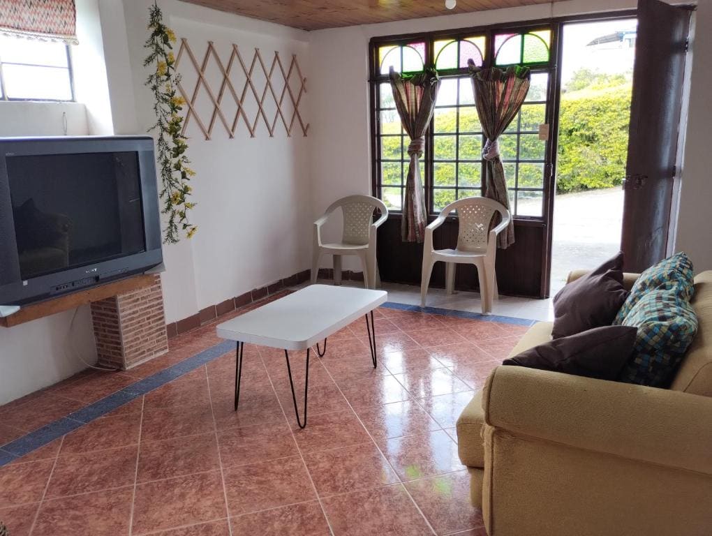 Apartment room - Image 1