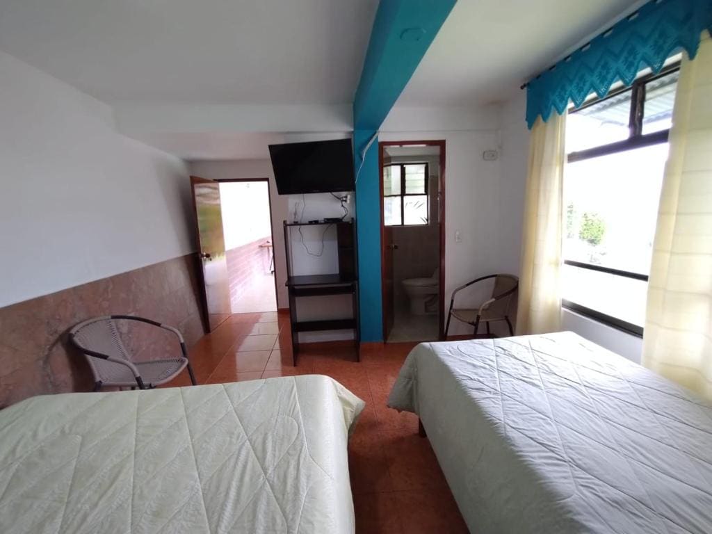 Deluxe Triple Room room - Image 2