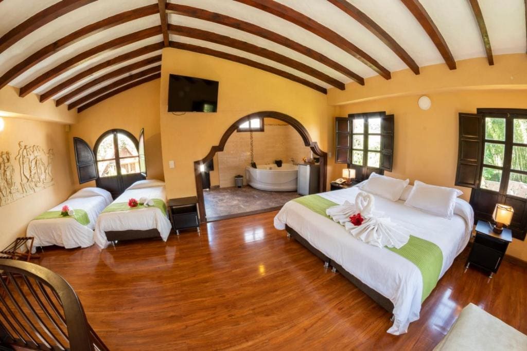 Triple Room with Bath room - Image 3