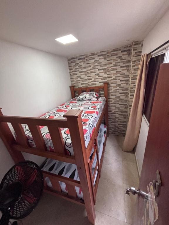 Budget Double Room room - Image 3