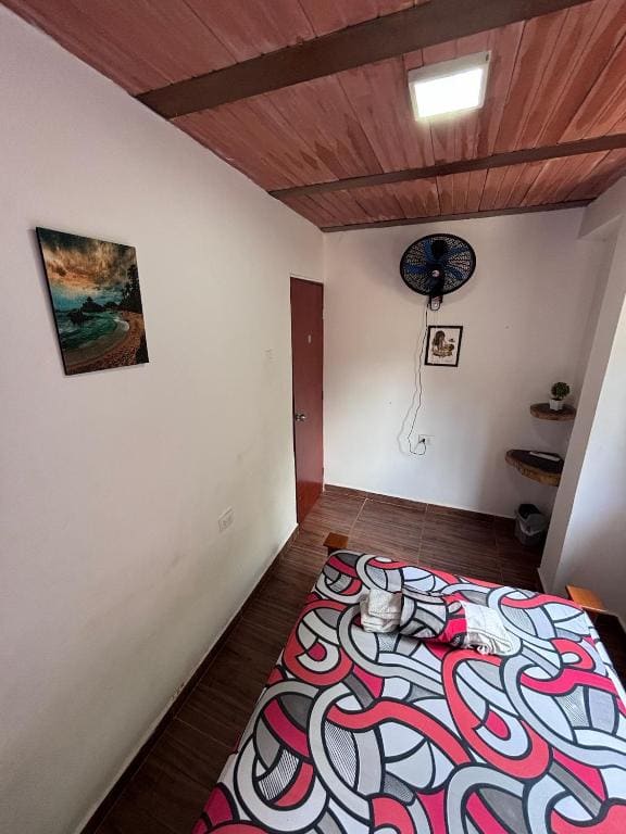 Double Room with Shared Bathroom room - Image 1