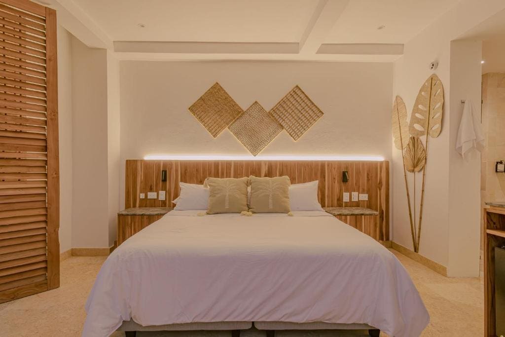 Suite with Balcony room - Image 1