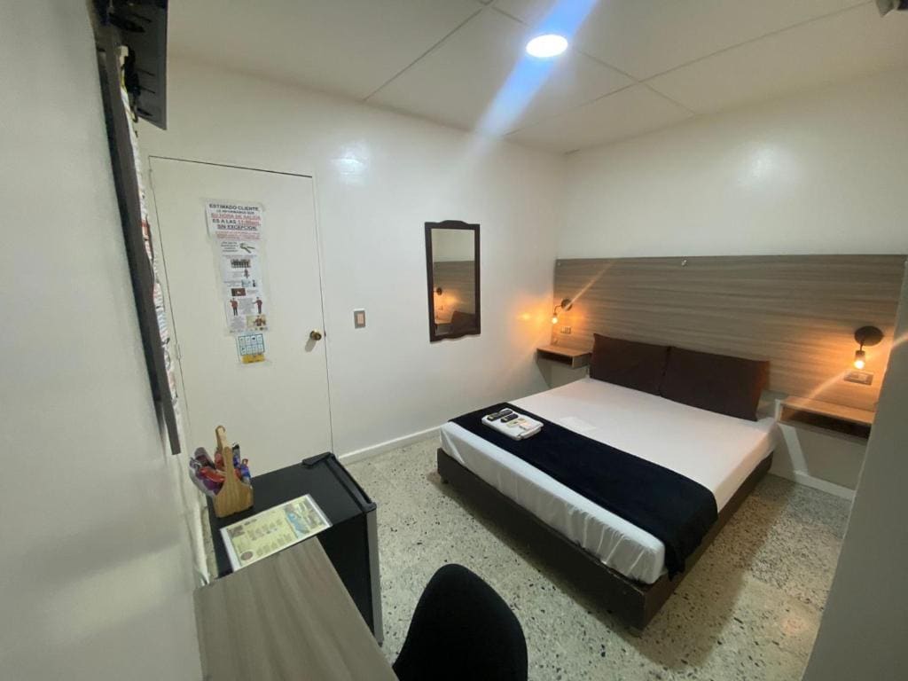 Standard Double Room room - Image 2
