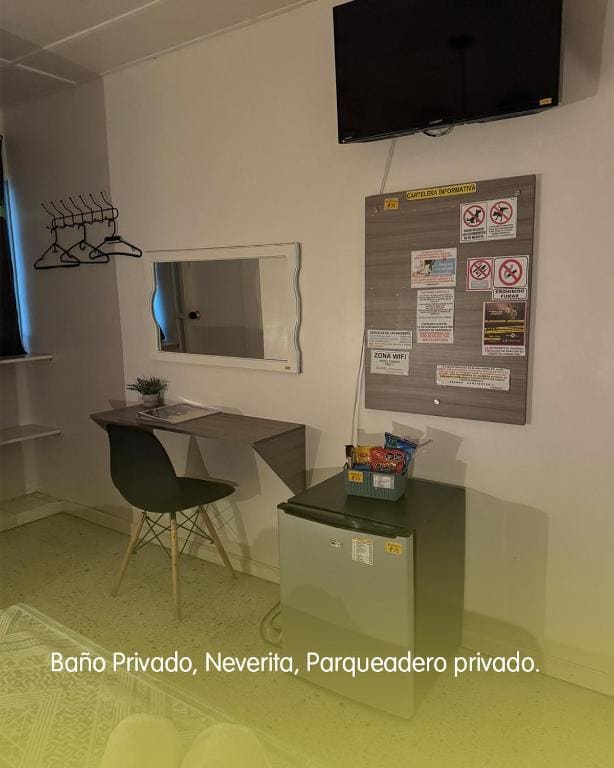 Standard Double Room room - Image 3