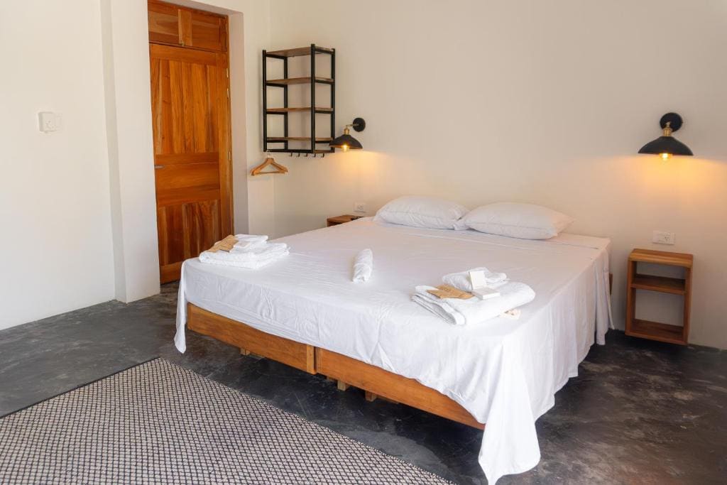 Suite with Pool View room - Image 1