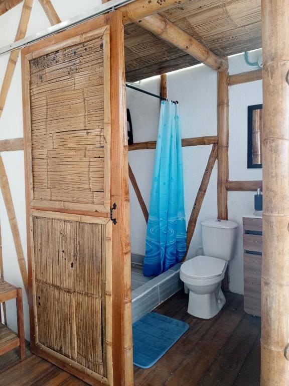 Double Room with Private Bathroom room - Image 3