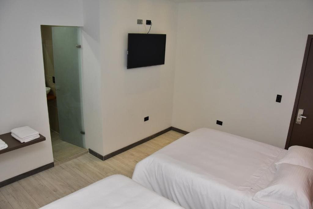 Deluxe Double Room with Two Double Beds room - Image 3