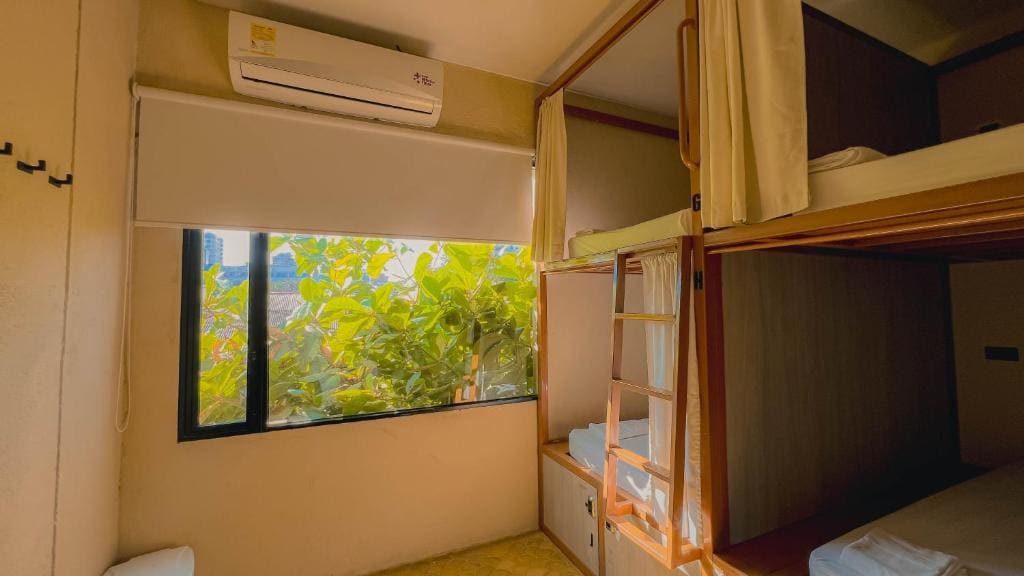 Bed in 10-Bed Mixed Dormitory Room room - Image 3