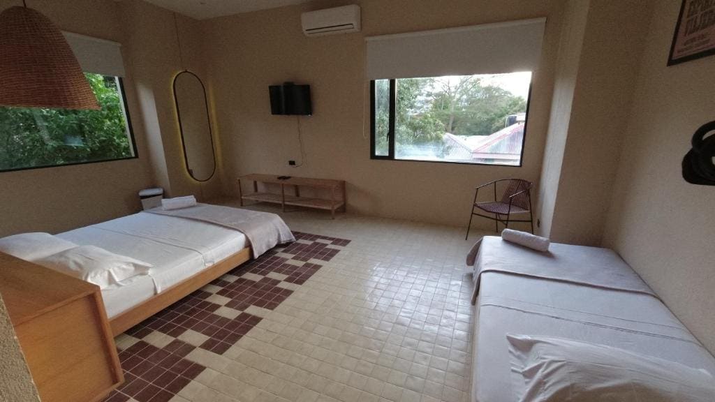 Standard Triple Studio room - Image 1