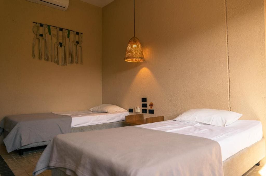 Superior Twin Room room - Image 2