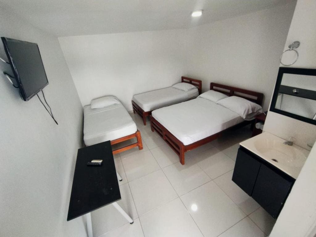 Duplex Quadruple Room room - Image 1