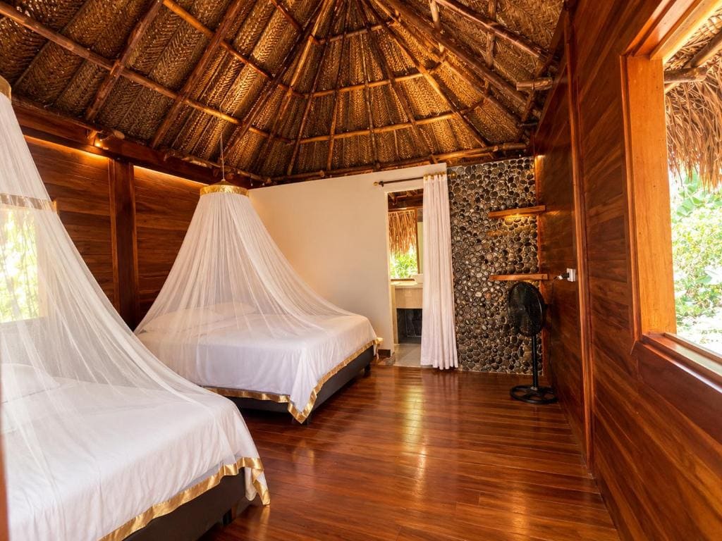 Bungalow with Fan room - Image 1