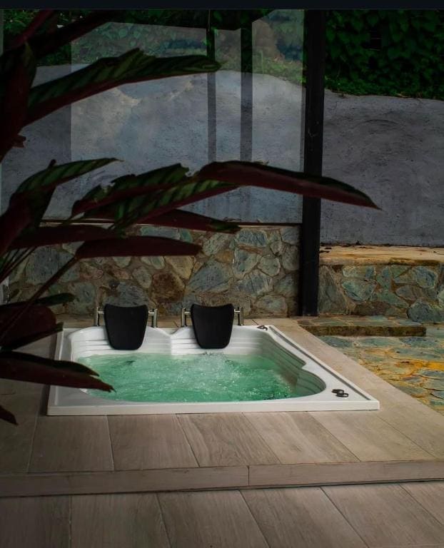 Double Room with Mountain View room - Image 3