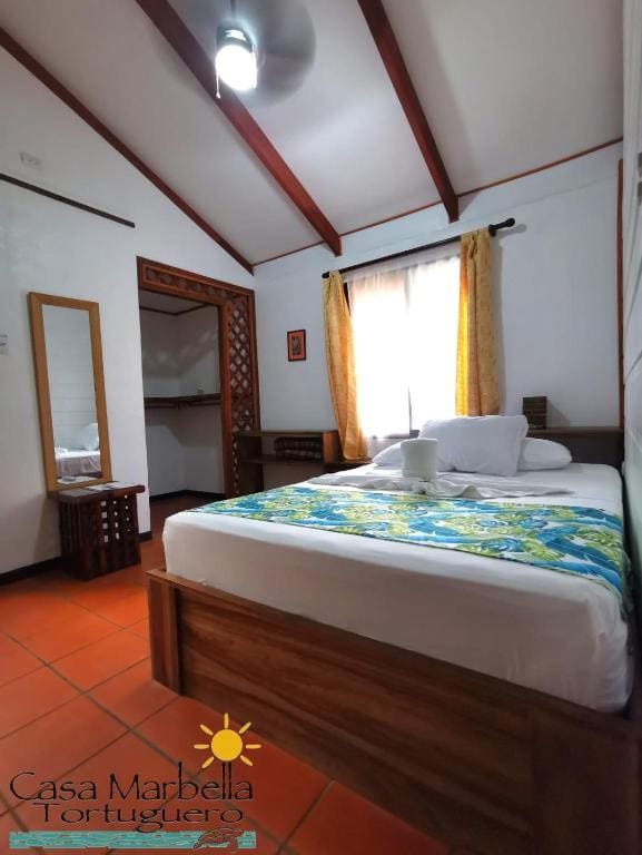 Economy Double Room room - Image 2