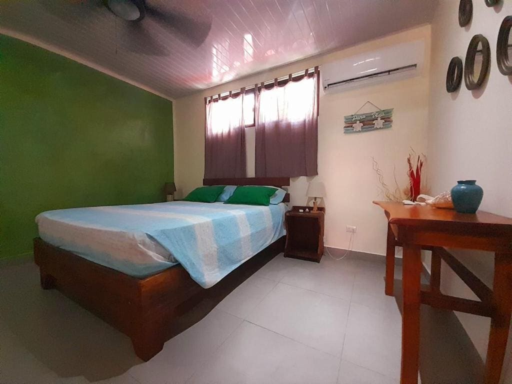 Apartment room - Image 2