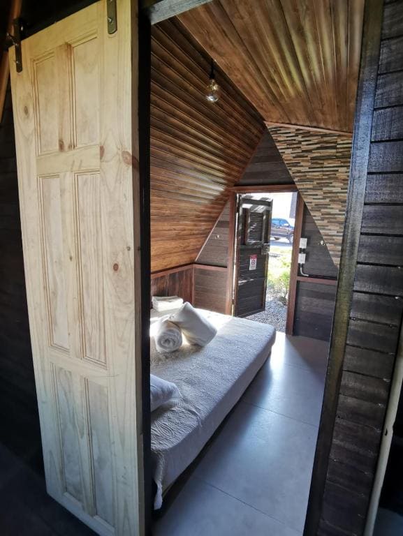 Standard Bungalow room - Image 1
