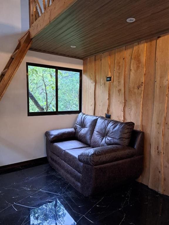 Deluxe Bungalow room - Image 2