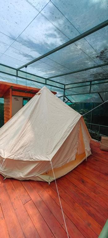 Tent room - Image 3
