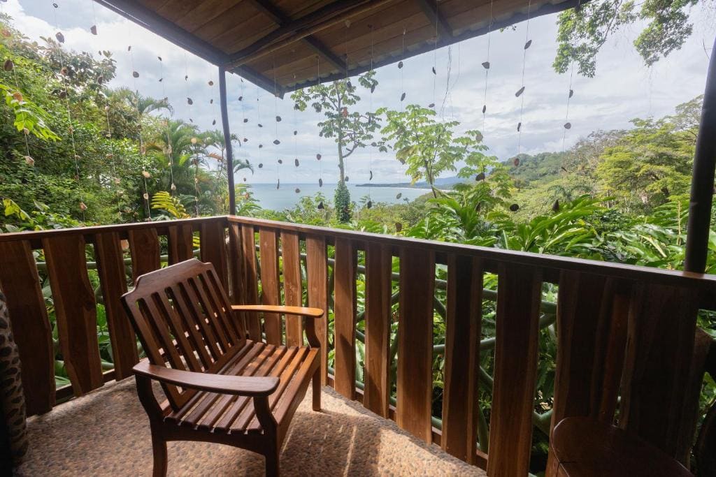 Deluxe Double Room with Sea View room - Image 3